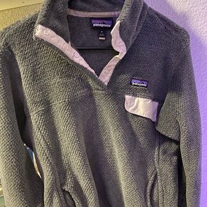 Patagonia fuzzy pullover with pockets